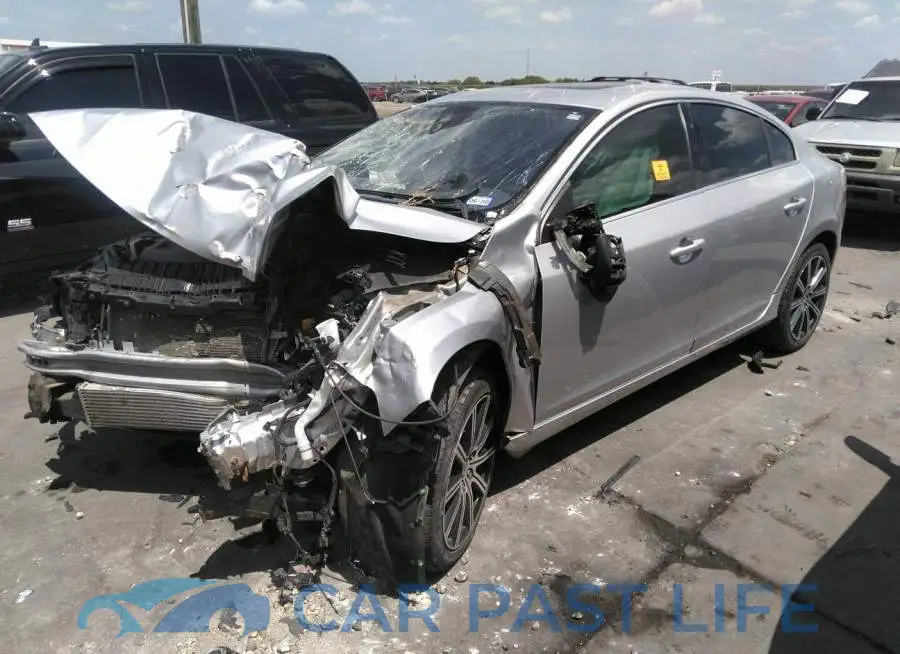LYV402HK8HB137625# 2