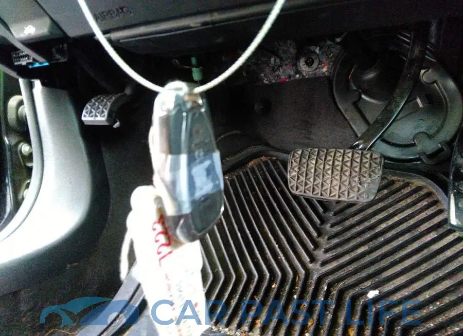 1G1ZD5ST2JF132085# 11