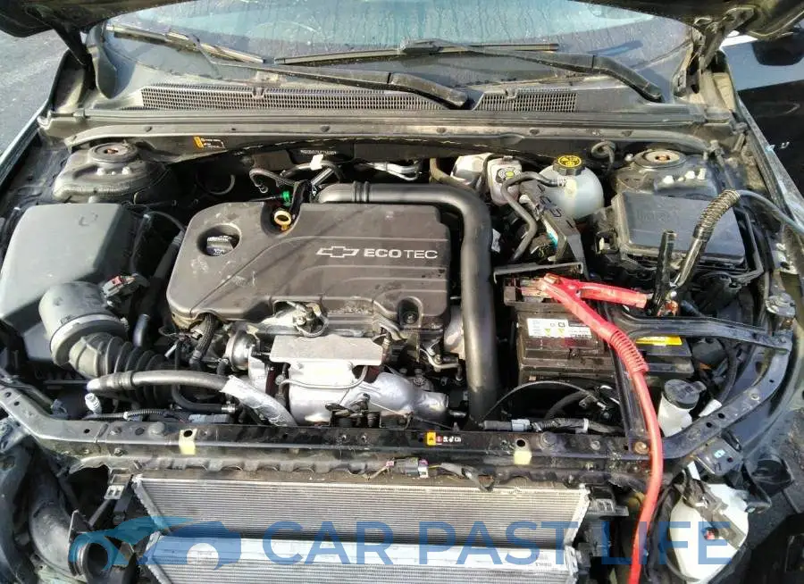 1G1ZD5ST2JF132085# 10