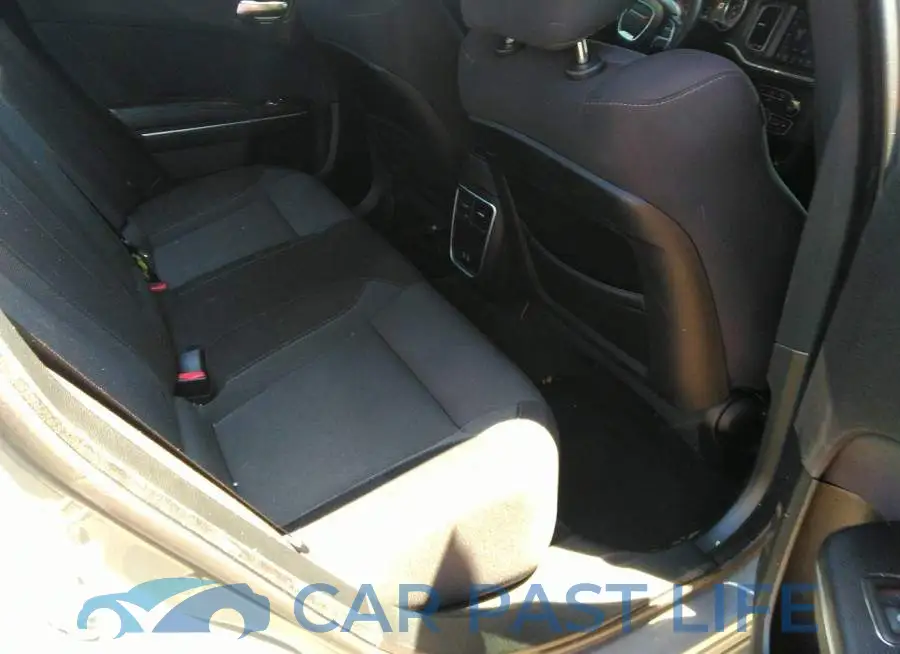 2C3CDXJG9HH563985# 8
