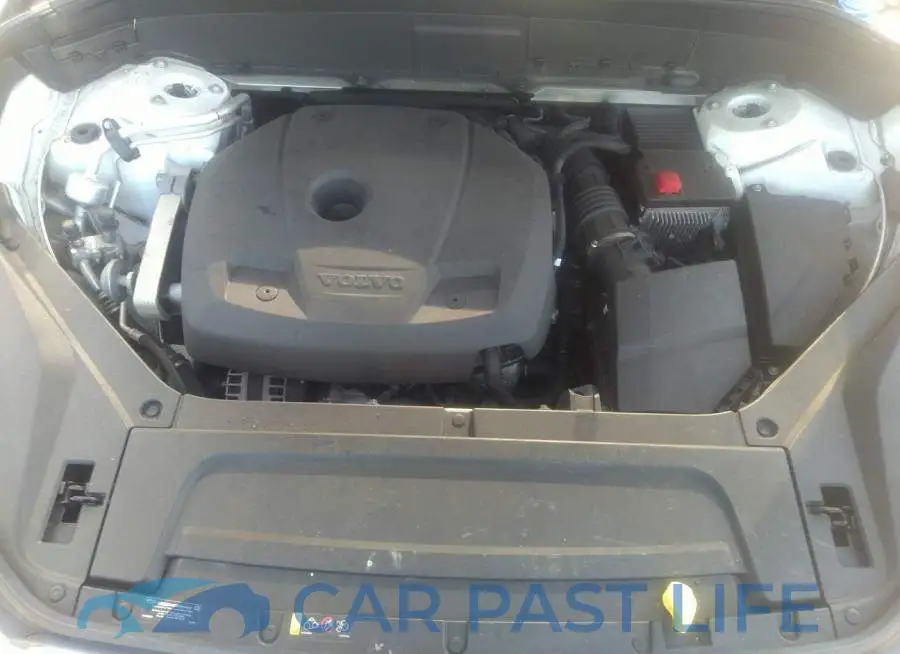 YV4A22PK5L1532275# 10