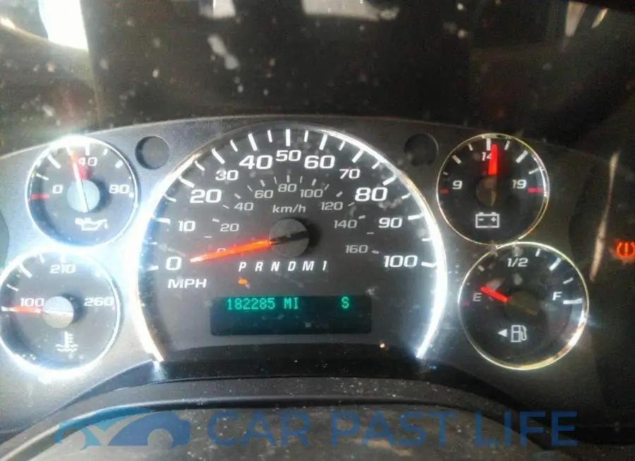 1GKW7RFF9F1137032# 7