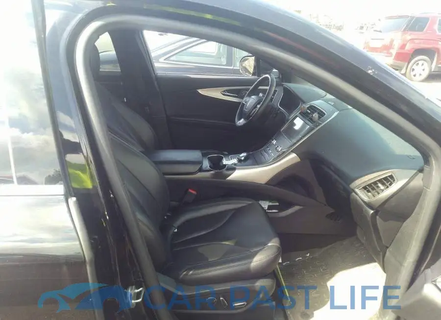 2LMPJ8J95LBL18710# 5