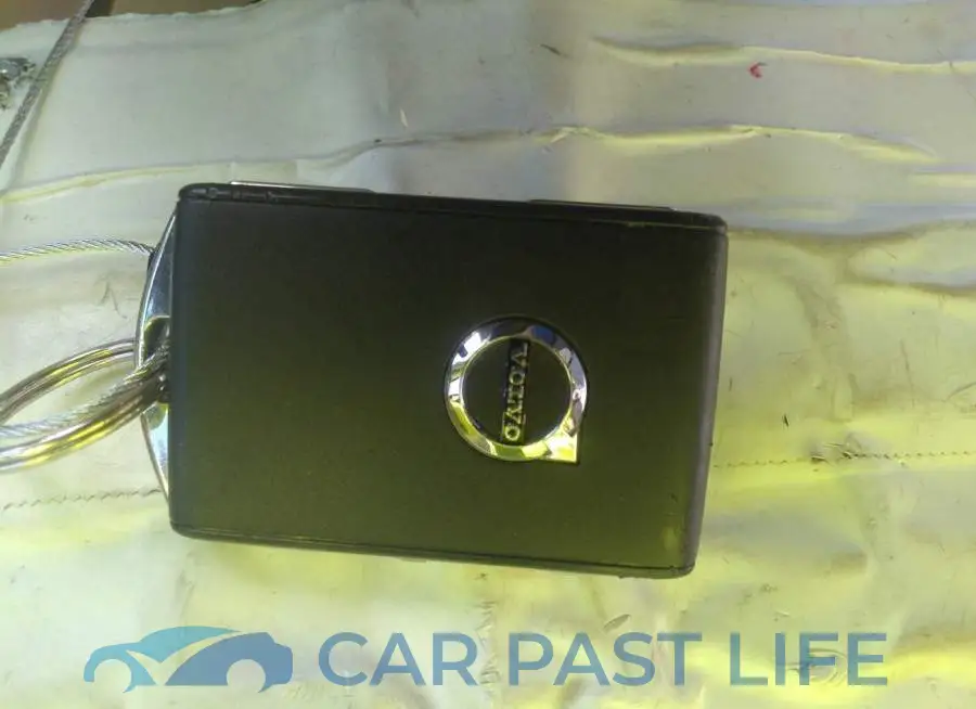 YV4A22PK8L1569739# 11