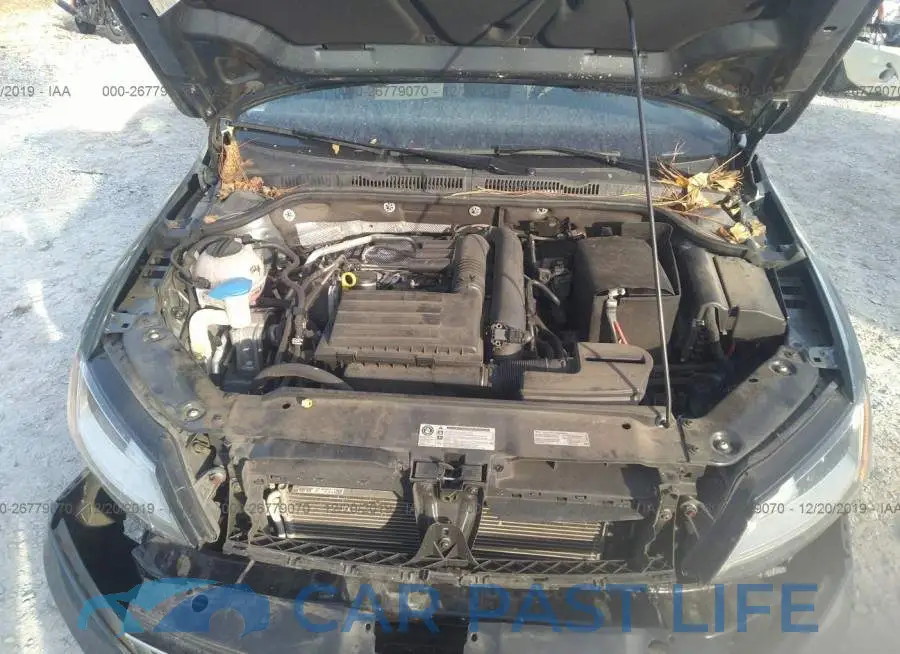 3VW2B7AJ8HM220947# 10