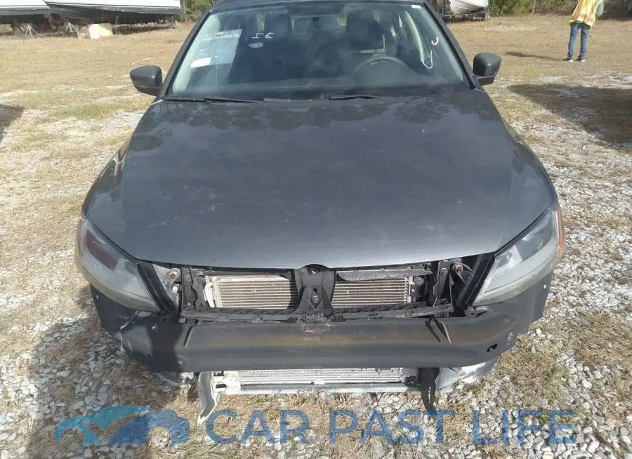 3VW2B7AJ8HM220947# 6
