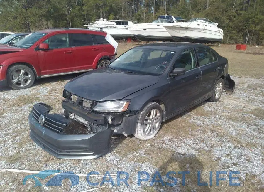 3VW2B7AJ8HM220947# 2