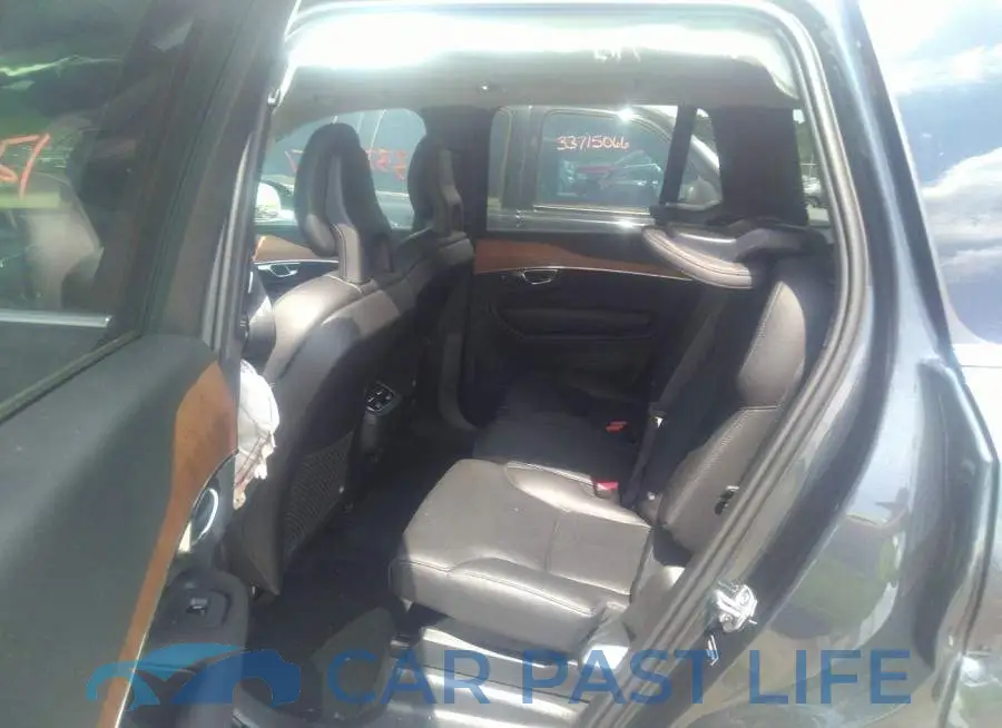 YV4A22PK3M1742357# 8