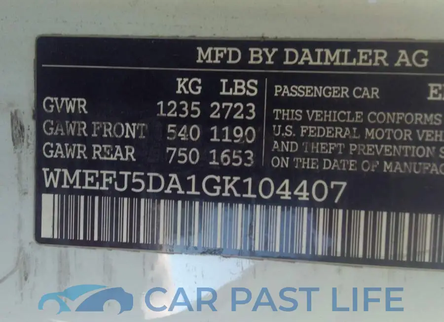 WMEFJ5DA1GK104407# 9