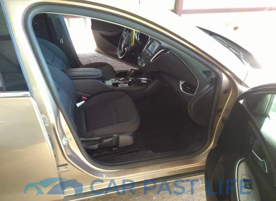 1G1ZD5STXJF135929# 5