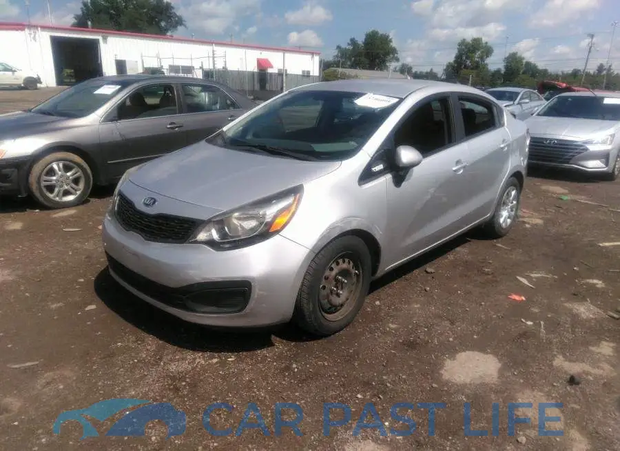 KNADM4A38F6432750# 2