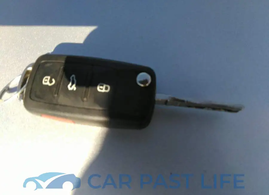 3VWJ17AT0GM616062# 11