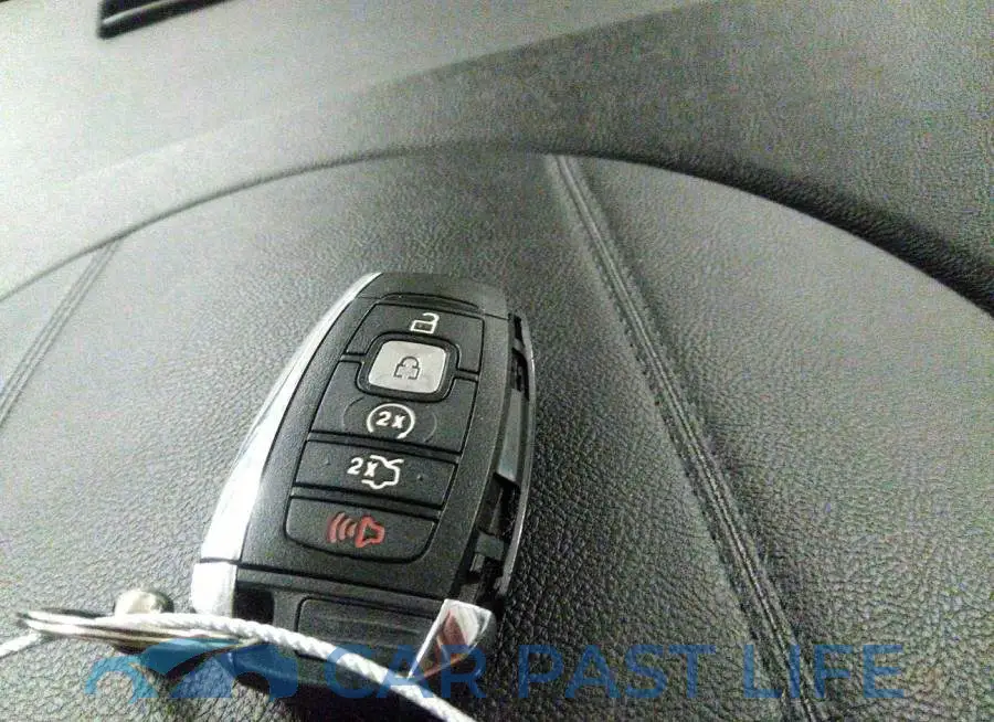 2LMPJ8LR9JBL19594# 11