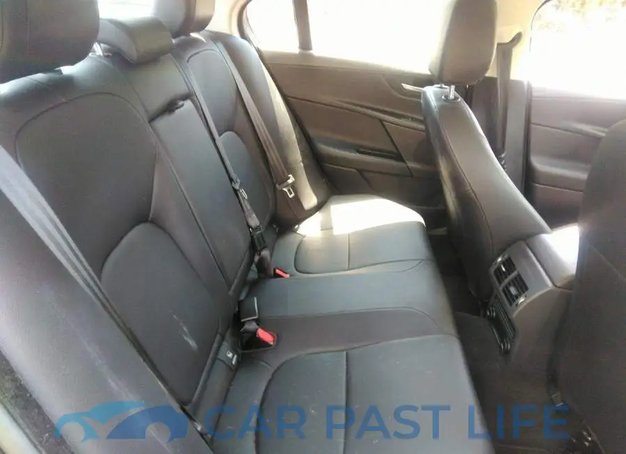 SAJAR4FX2JCP30189# 8