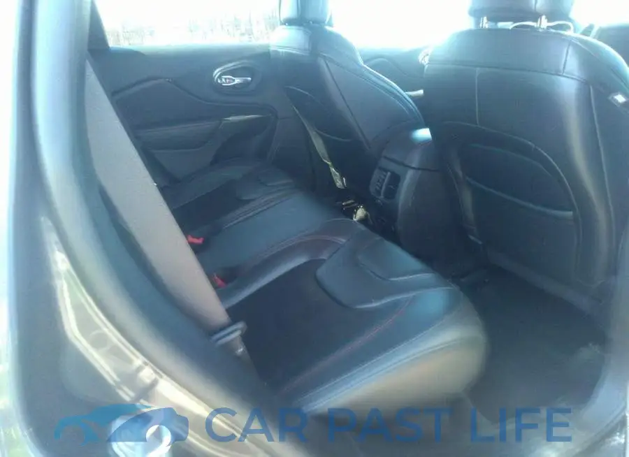 1C4PJMBX6LD650249# 8