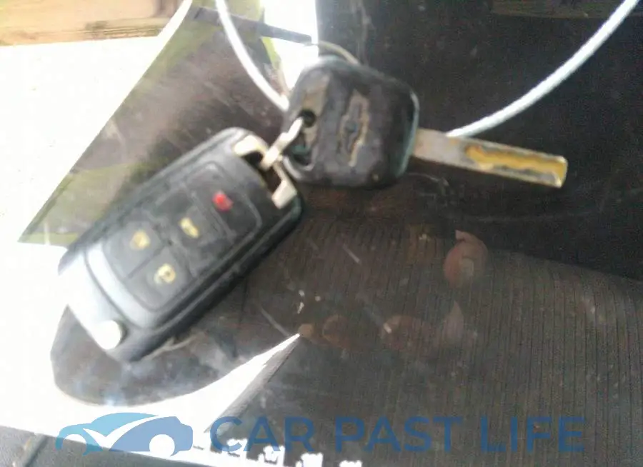 2G1FC1E30F9219364# 11
