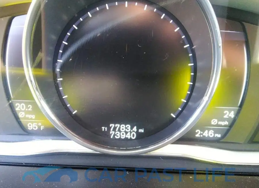 YV4902RK7G2795857# 7