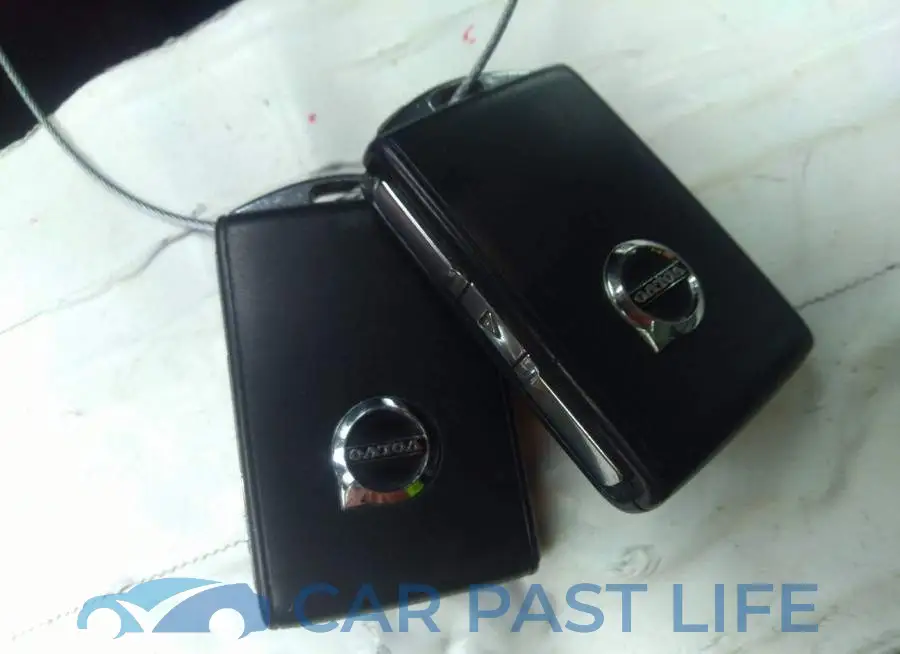 YV4A22PK2G1031057# 11