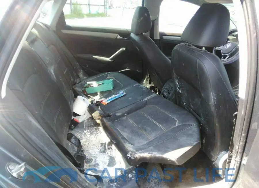 1VWSA7A30MC002498# 8