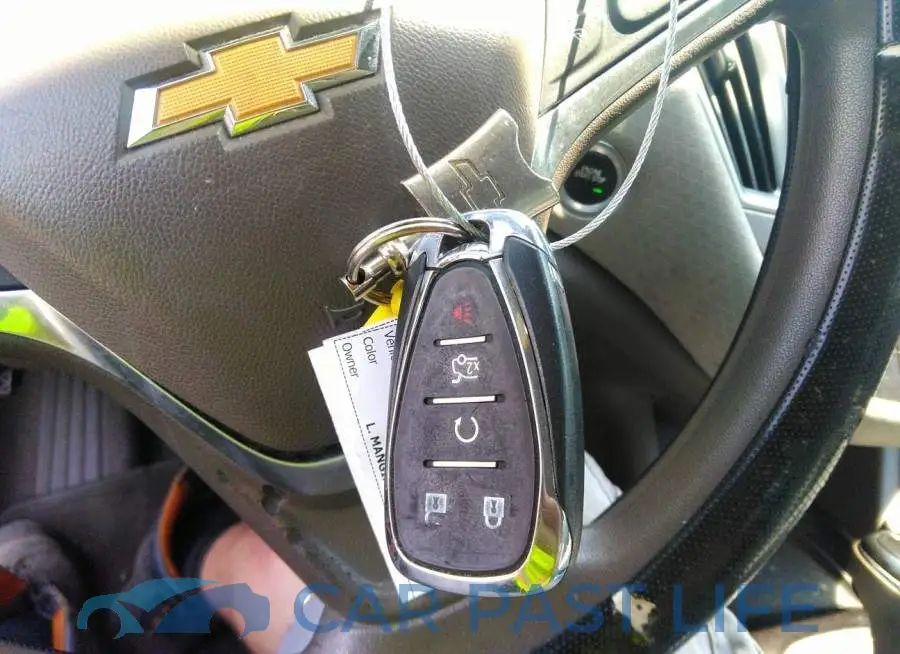1G1ZB5ST8JF165758# 11