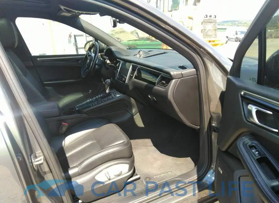 WP1AA2A57JLB19573# 5