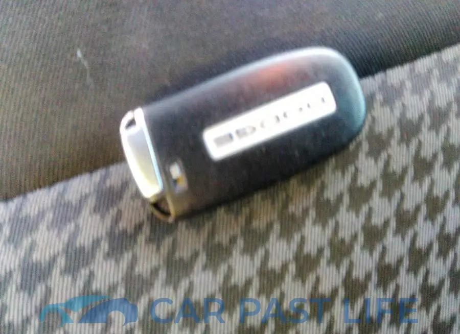 2C3CDZAG2JH270821# 11