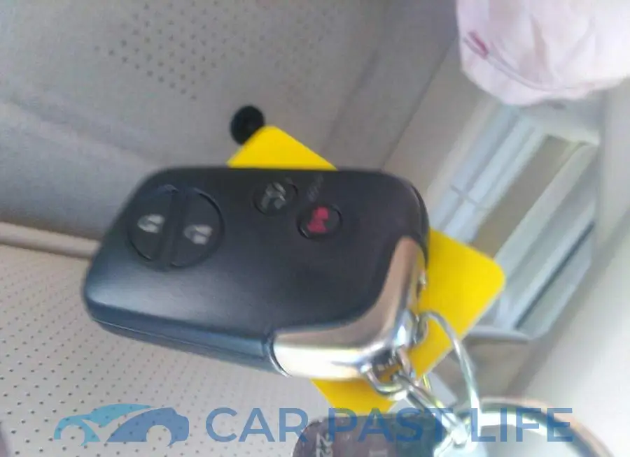 2T2ZK1BA8FC171859# 11