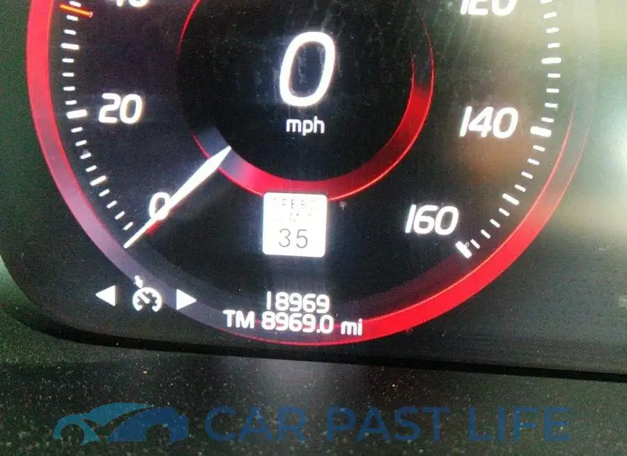 7JRA22TM3MG102299# 7