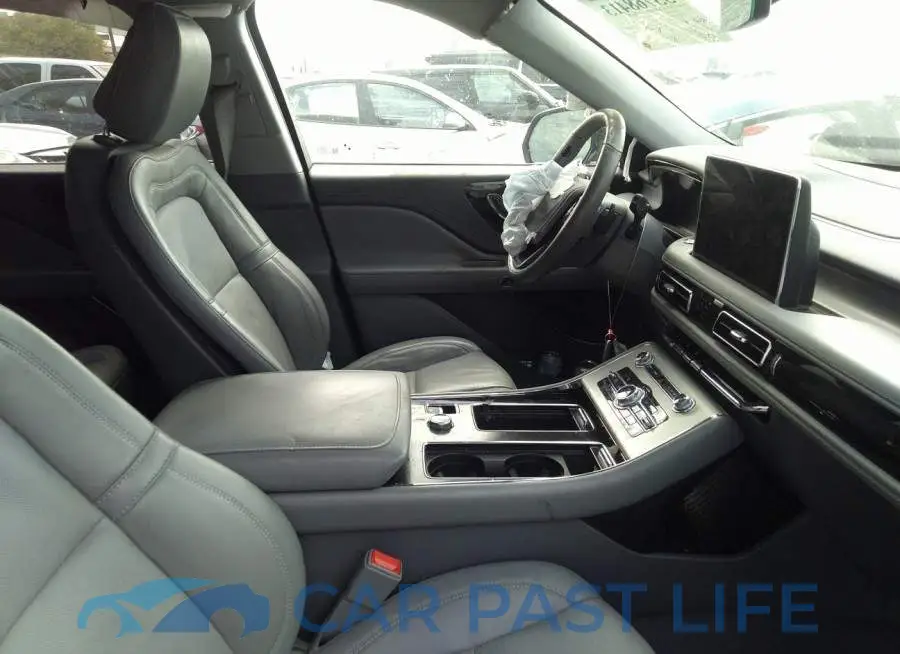 5LM5J7XC0LGL36277# 5
