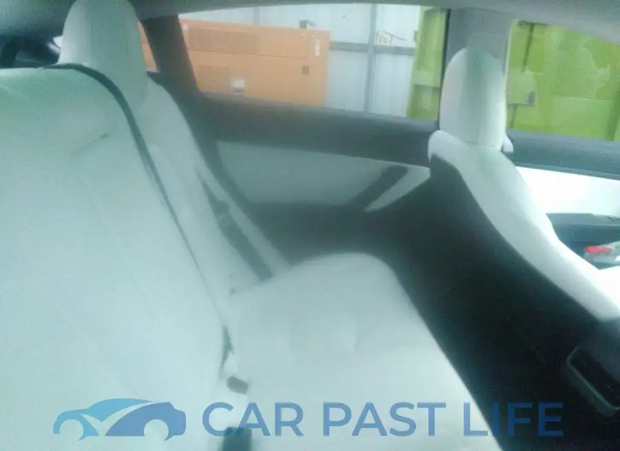 5YJ3E1EB6JF149420# 8
