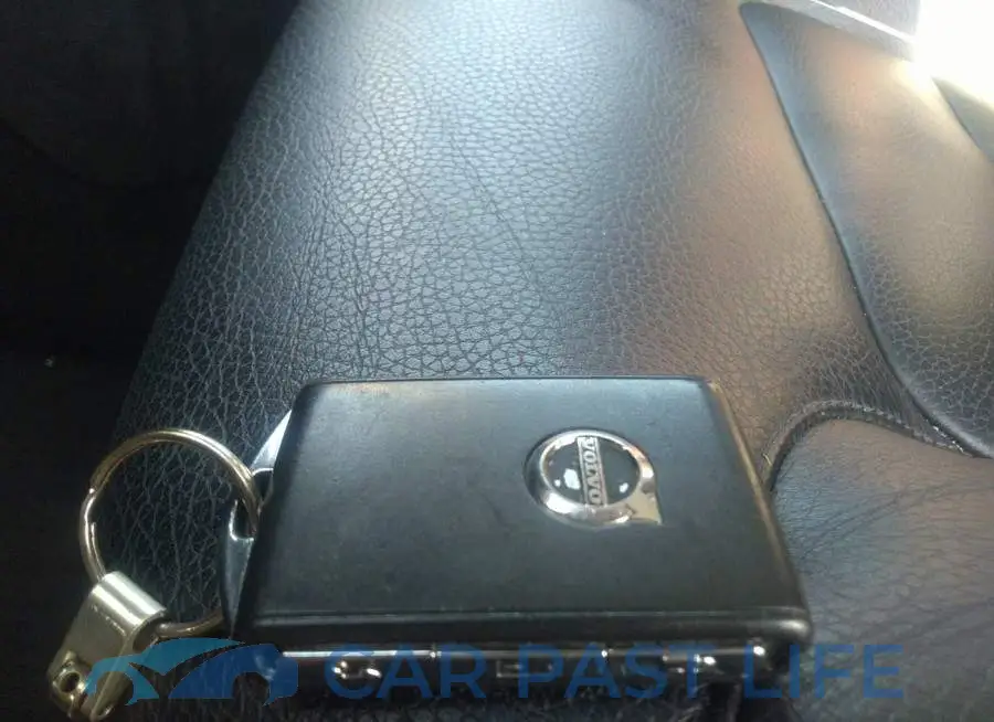 YV4A22PK1G1071369# 11