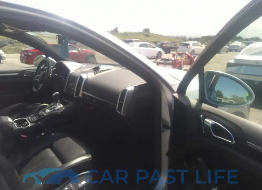 WP1AE2A27GLA63704# 5