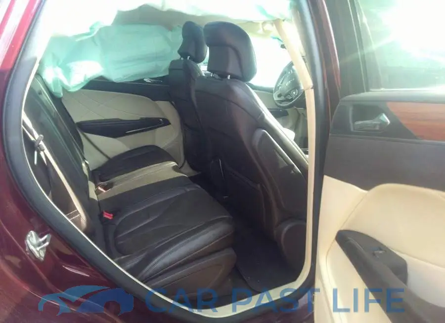 5LMCJ3D9XGUJ21781# 8