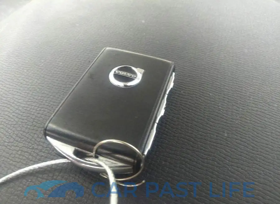 YV4A22PK5L1554566# 11