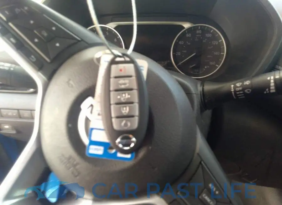 3N1AB8CV8MY322081# 11