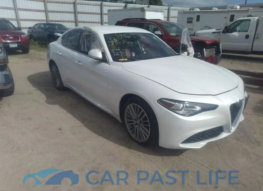 ZARFAEEN0H7550476# 1