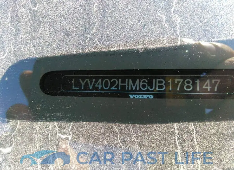 LYV402HM6JB178147# 9