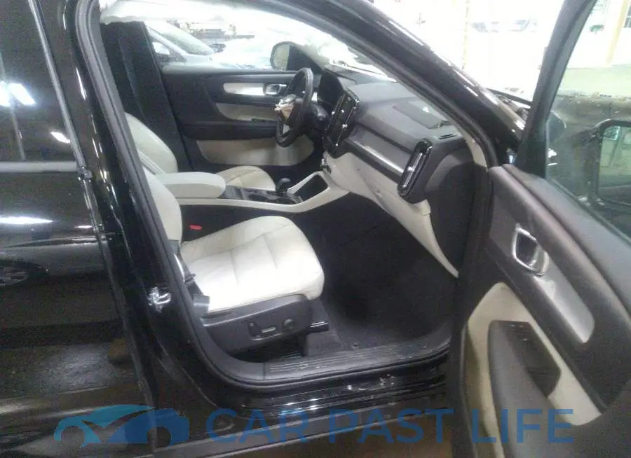 YV4162UK6N2676889# 5