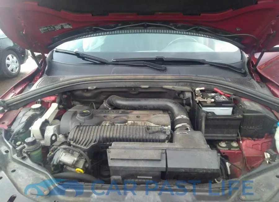 YV4612RJ3F2744894# 10
