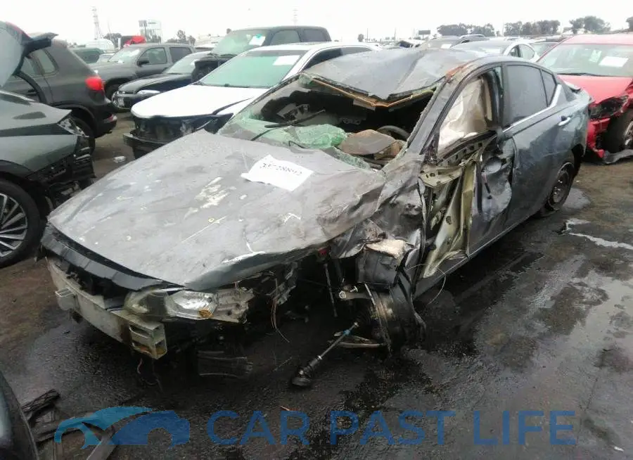 1N4BL4BV2LC189825# 2