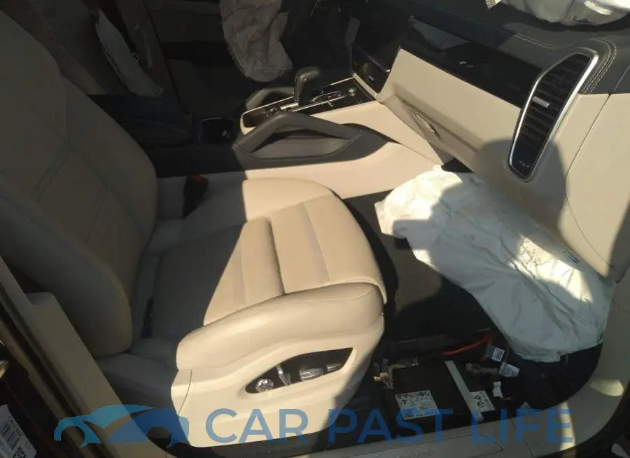 WP1AA2AY2LDA03642# 5