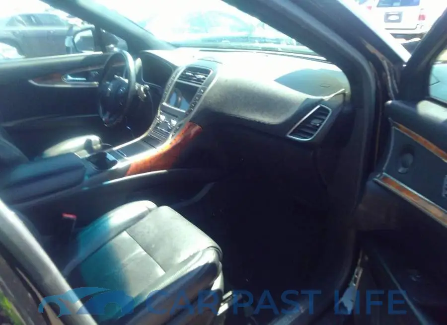 2LMPJ8LP7GBL61835# 5
