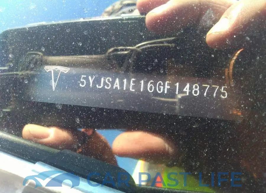 5YJSA1E16GF148775# 9