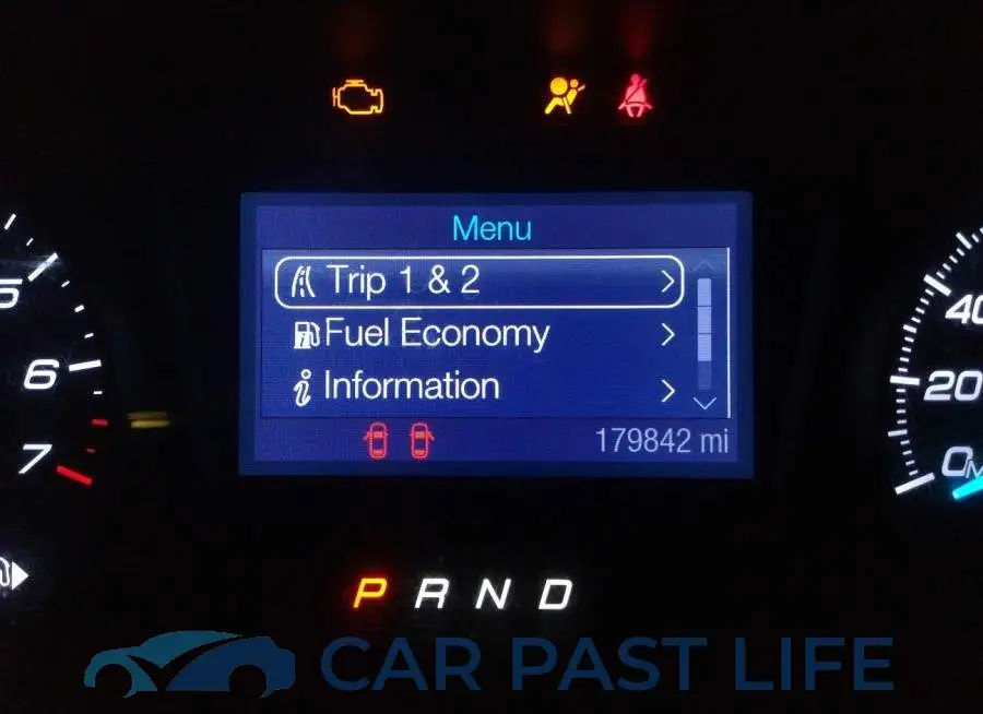 1FAHP2MK5FG173573# 7