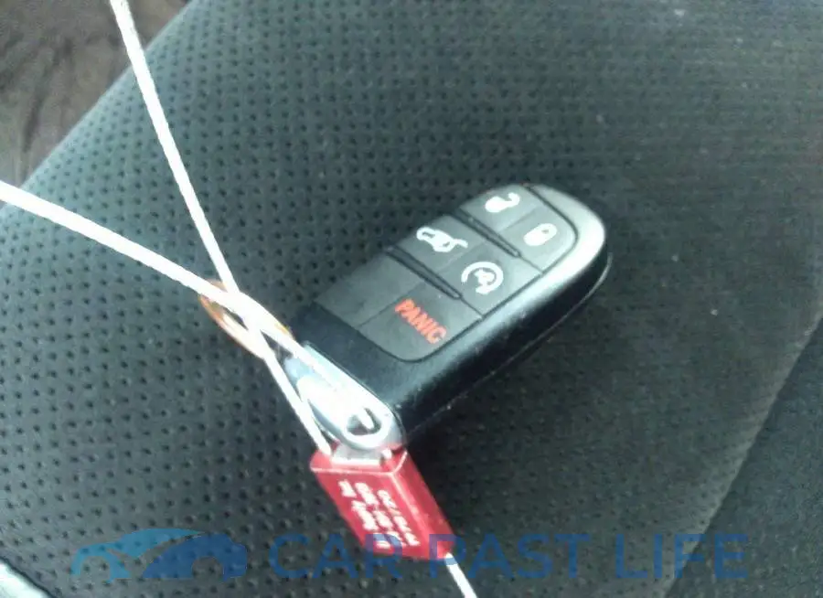 1C4RJFAG4HC918993# 11