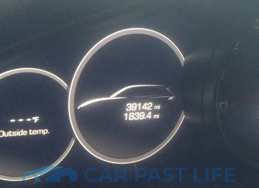 WP1AA2AY8KDA10920# 7