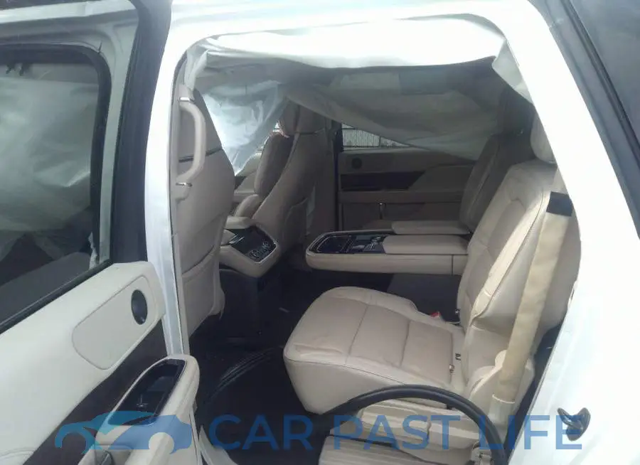 5LMJJ3LT8JEL22536# 8