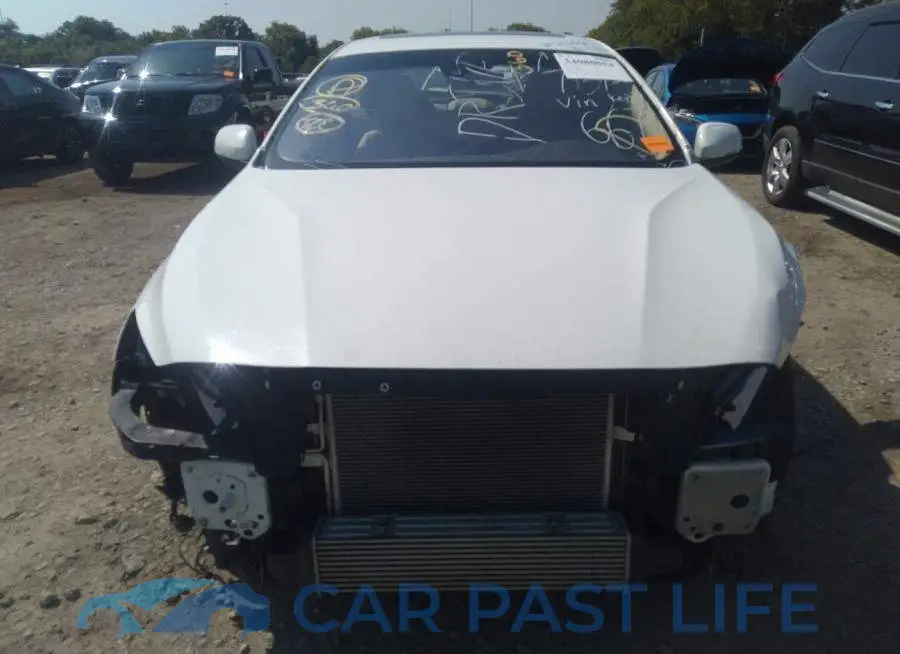 LYV402HK8HB126673# 6