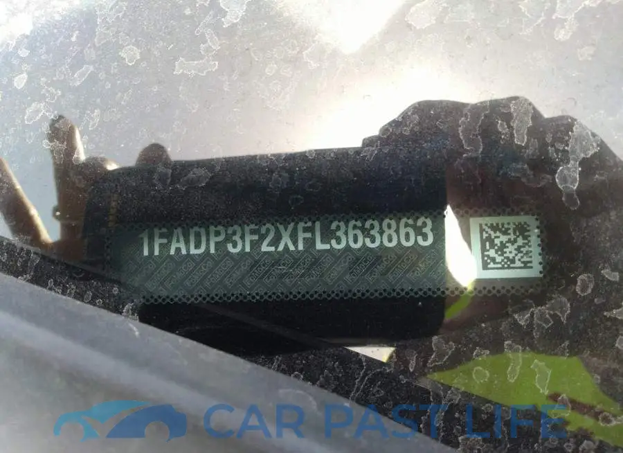 1FADP3F2XFL363863# 9