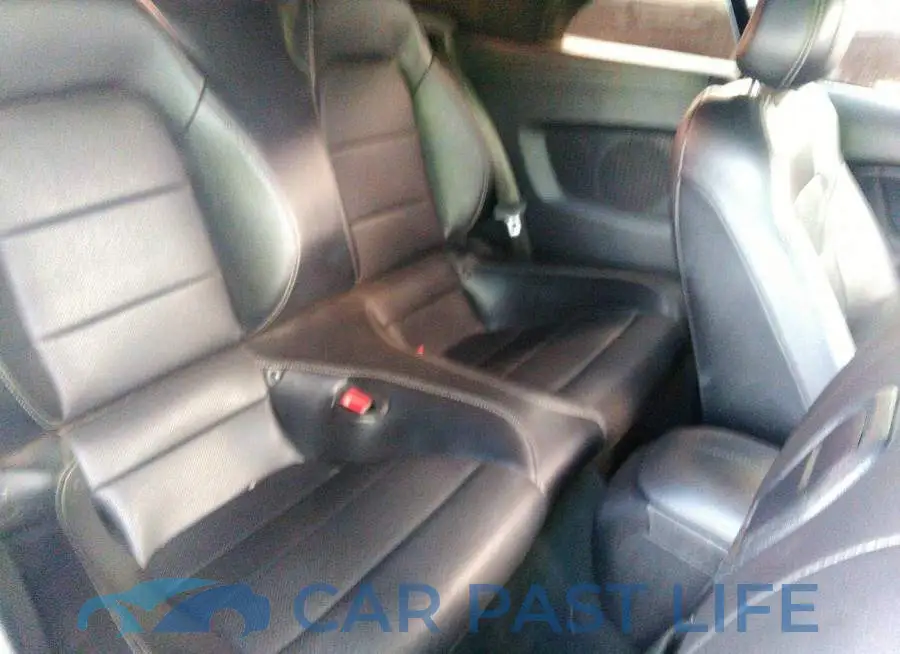 1FATP8UH6K5182032# 8